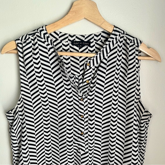 Chevron patterned blouse - Picture 2 of 3